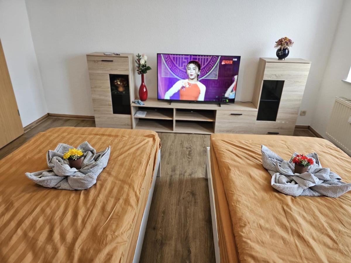 Апартаменты Kaethe-Kollwitz-Strasse 54, F2 Альтенбург Экстерьер фото