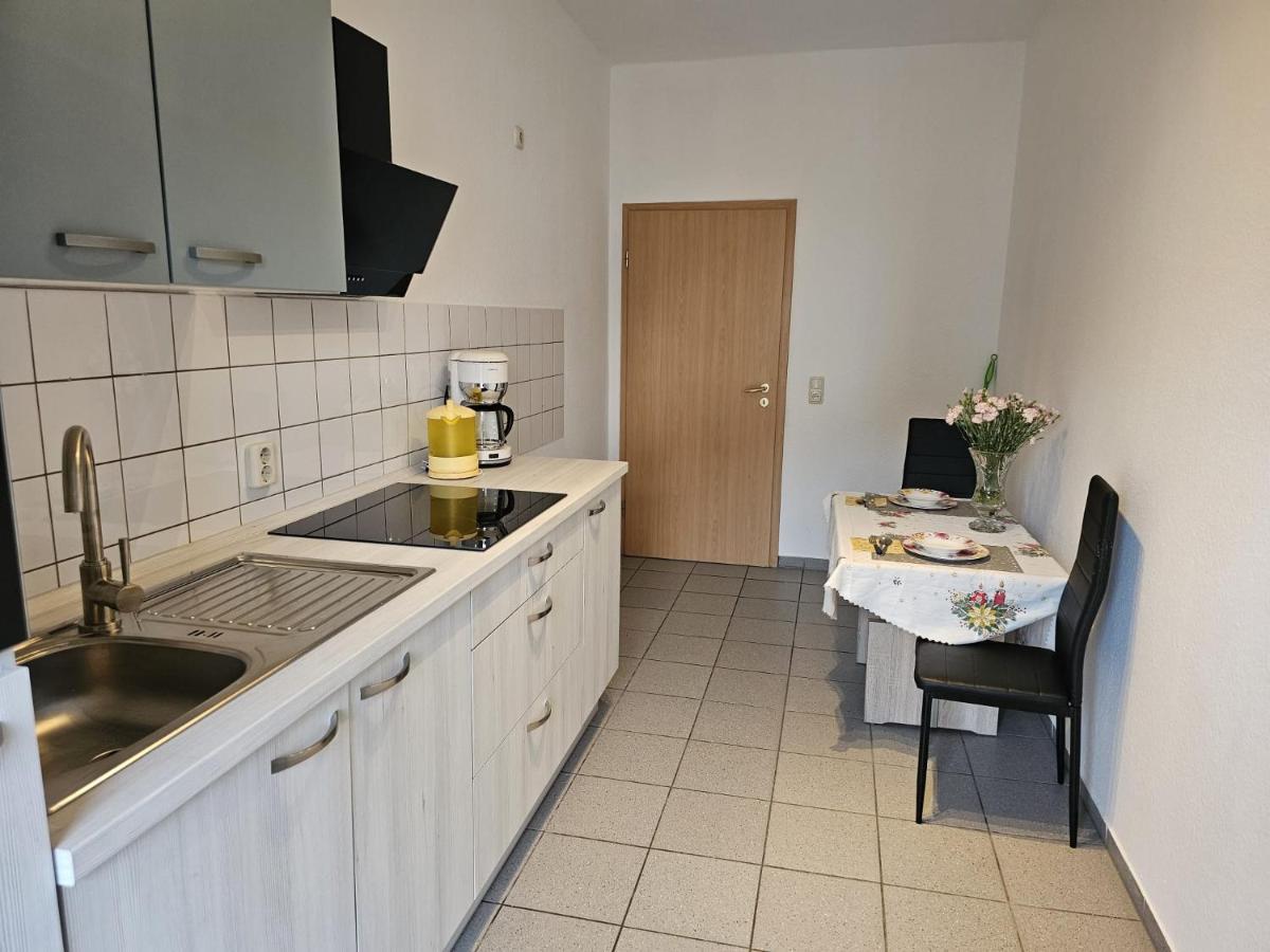 Апартаменты Kaethe-Kollwitz-Strasse 54, F2 Альтенбург Экстерьер фото